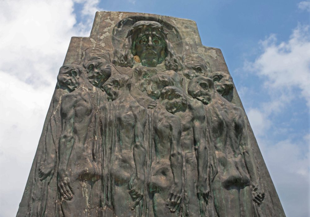 Monumento_Caduti_Breguzzo_09