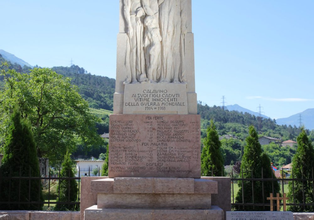 Monumento_Caduti_Calavino_02