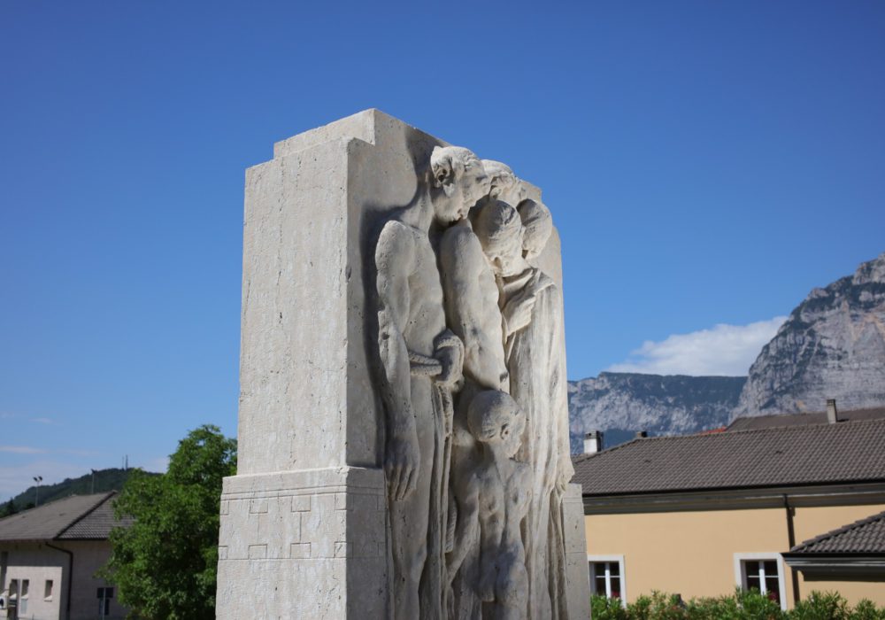 Monumento_Caduti_Calavino_06