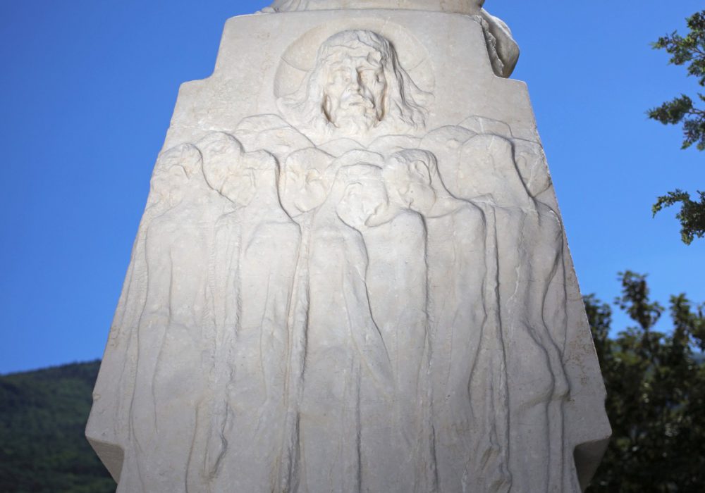 Monumento_Caduti_Lasino_08