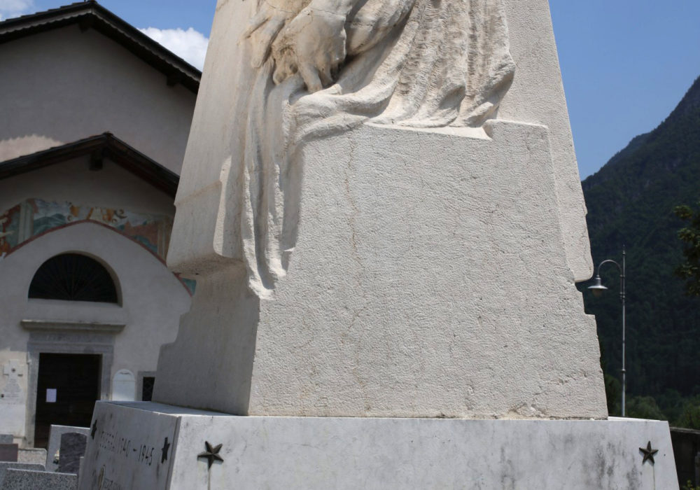 Monumento_Caduti_Ragoli_06